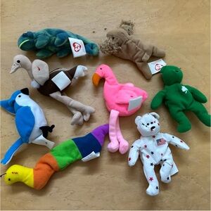 8 vintage teenie beanie babies